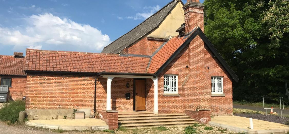 Gypsy Ln, Bishop's Stortford for sale Primary Photo- Image 1 of 1