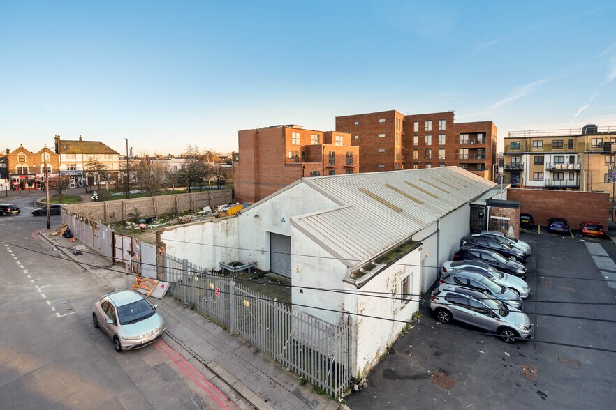 753755 London Rd, Thornton Heath, CR7 6AW