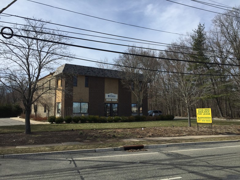 1260 Bloomfield Ave, Fairfield, NJ for lease - Building Photo - Image 2 of 21