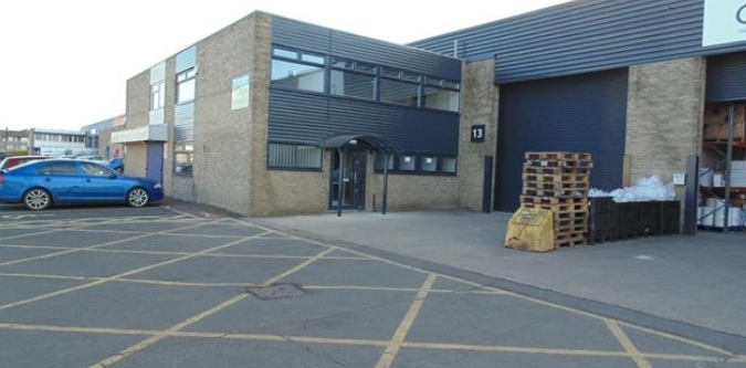 7-14 Brough Park Way, Newcastle Upon Tyne for lease - Building Photo - Image 2 of 12