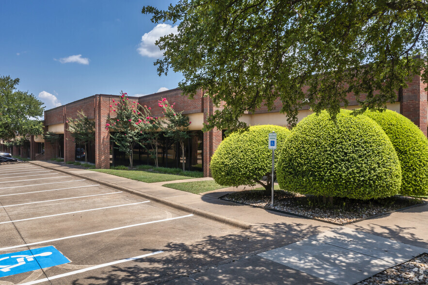 1778 N Plano Rd, Richardson, TX for lease - Building Photo - Image 1 of 6