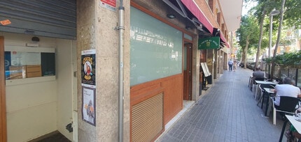 Retail in Barcelona, Barcelona for lease Interior Photo- Image 2 of 10