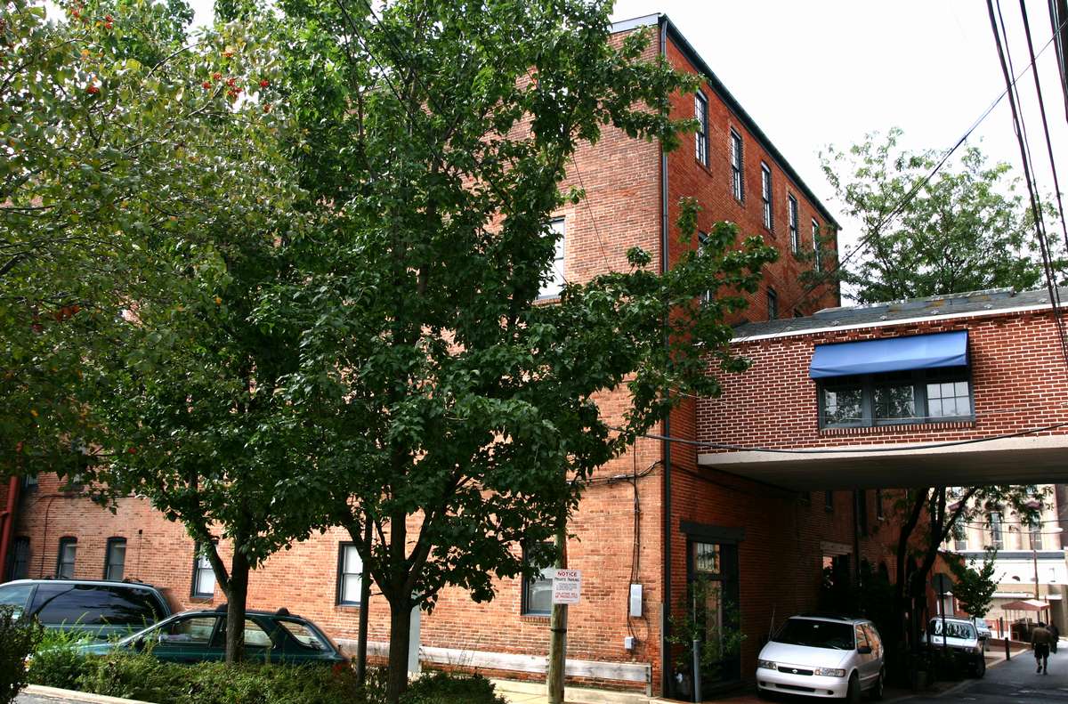 128 E Grant St, Lancaster, PA for sale Primary Photo- Image 1 of 1