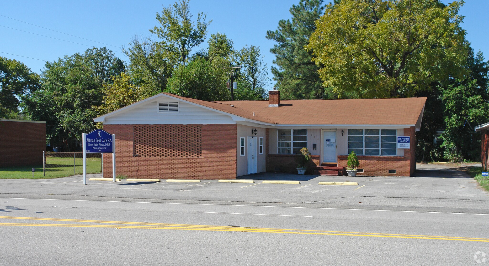 1004 12th St, West Columbia, SC for sale Primary Photo- Image 1 of 1