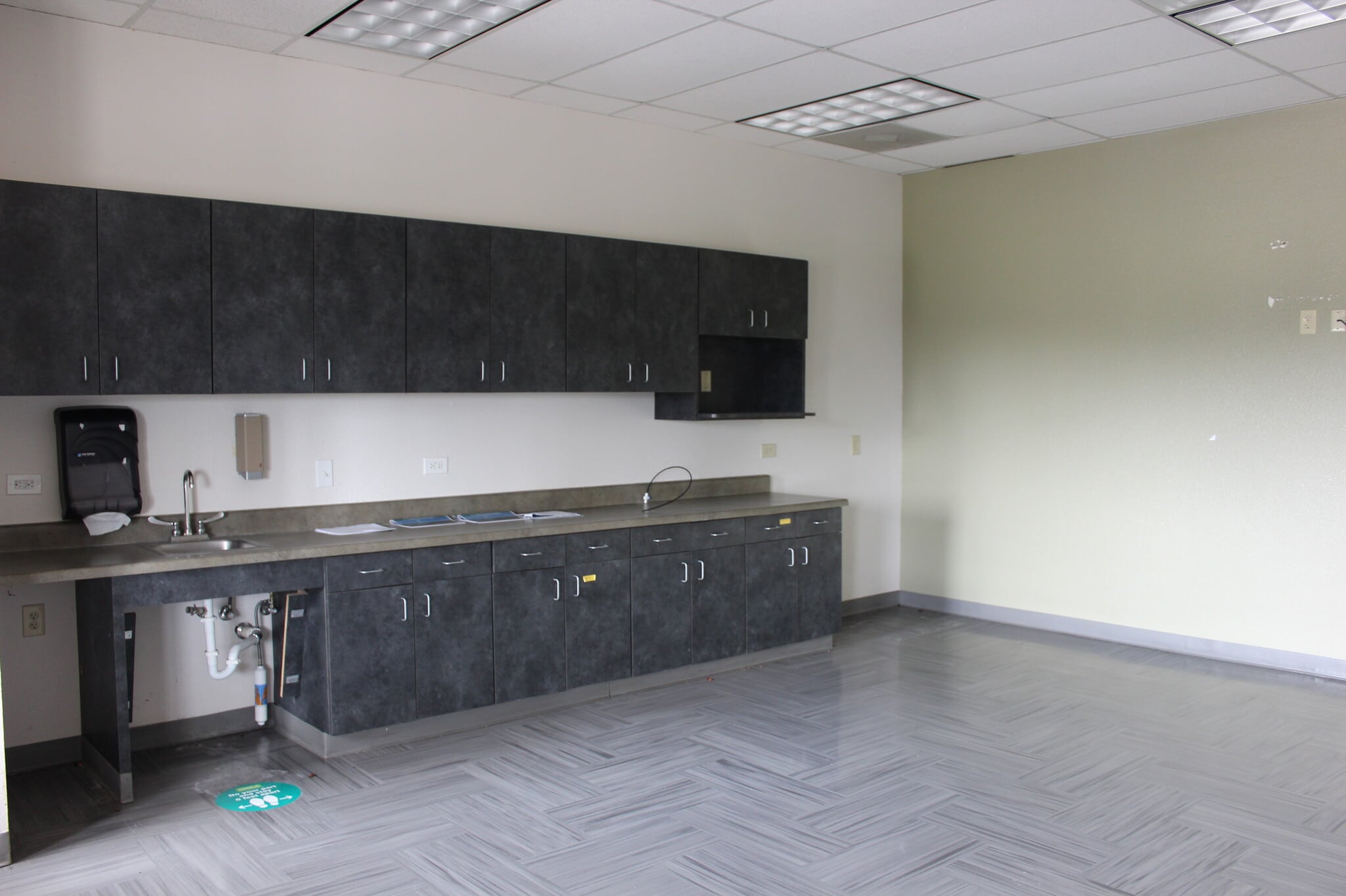 8637 Fredericksburg Rd, San Antonio, TX for lease Interior Photo- Image 1 of 8