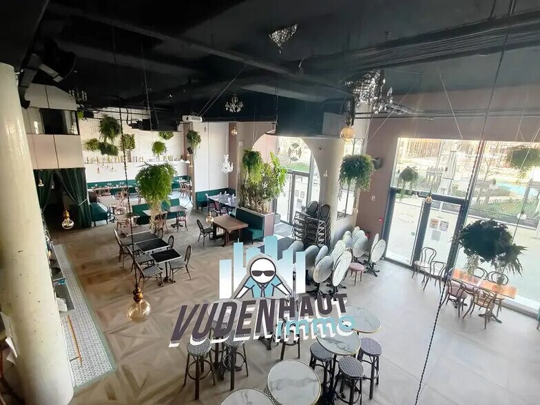 Retail in Toulouse for sale - Building Photo - Image 2 of 9