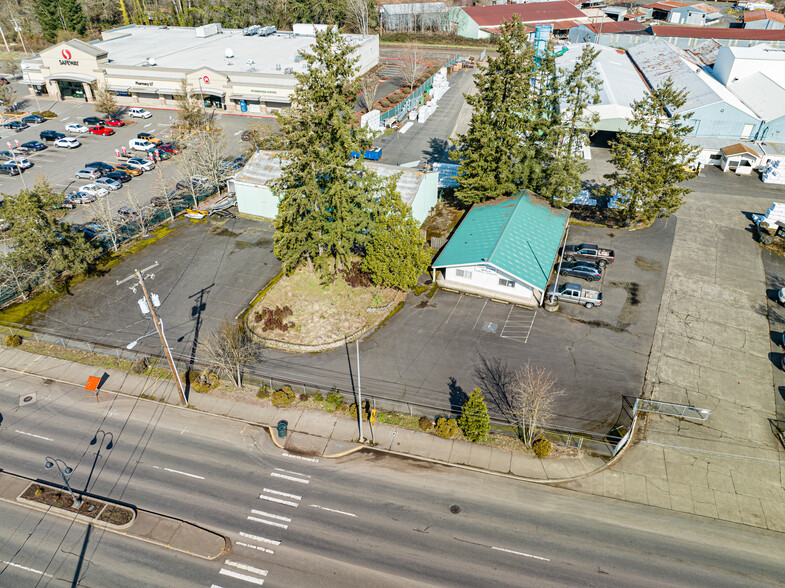 1744 Main St, Sweet Home, OR for sale - Building Photo - Image 2 of 18