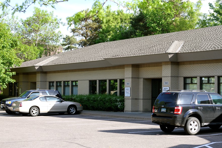 3903-3927 Coon Rapids Blvd NW, Coon Rapids, MN for sale - Building Photo - Image 2 of 3