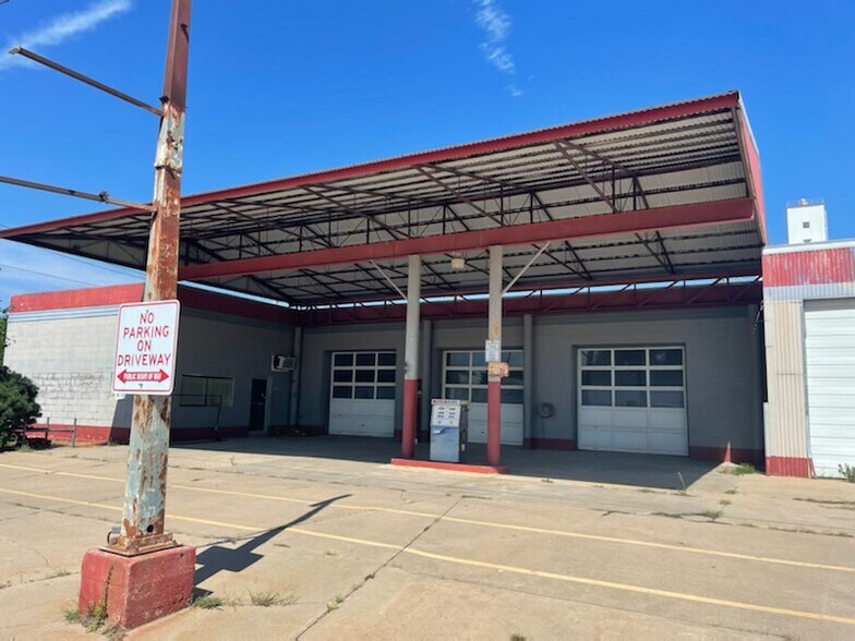 418 N Commercial, Sedgwick, KS 67135