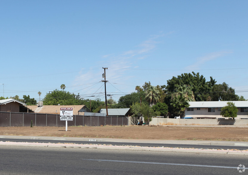 4125 E Ventura Ave, Fresno, CA for lease - Building Photo - Image 3 of 3