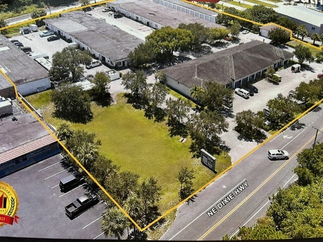 50 NE Dixie Hwy, Stuart, FL for lease - Building Photo - Image 1 of 3