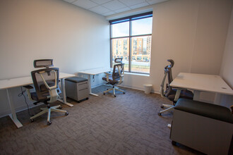 3-31 S Evergreen Ave, Arlington Heights, IL for lease Interior Photo- Image 1 of 12