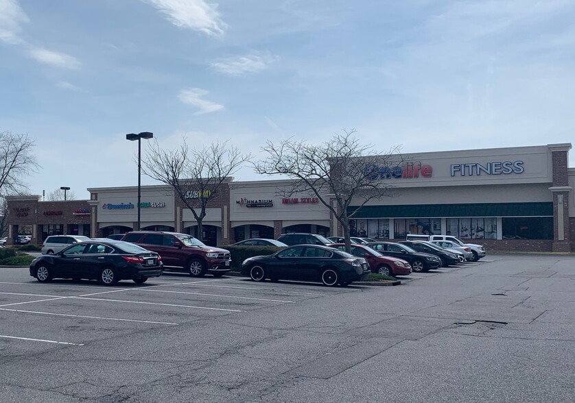 3809-3813 Princess Anne Rd, Virginia Beach, VA for lease - Building Photo - Image 1 of 1