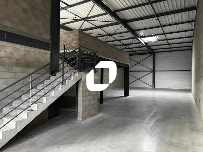 26 Rue Du Dépôt, Souffelweyersheim for lease - Interior Photo - Image 3 of 9