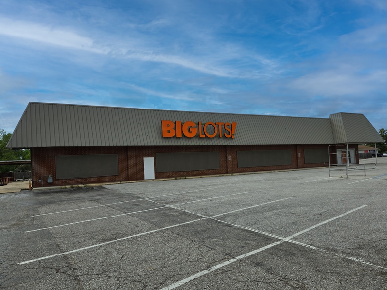 5520 Madison Ave, Indianapolis, IN for lease - Building Photo - Image 1 of 5