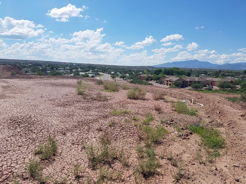 253 N Shupe Dr, Benson, AZ for sale - Primary Photo - Image 1 of 3