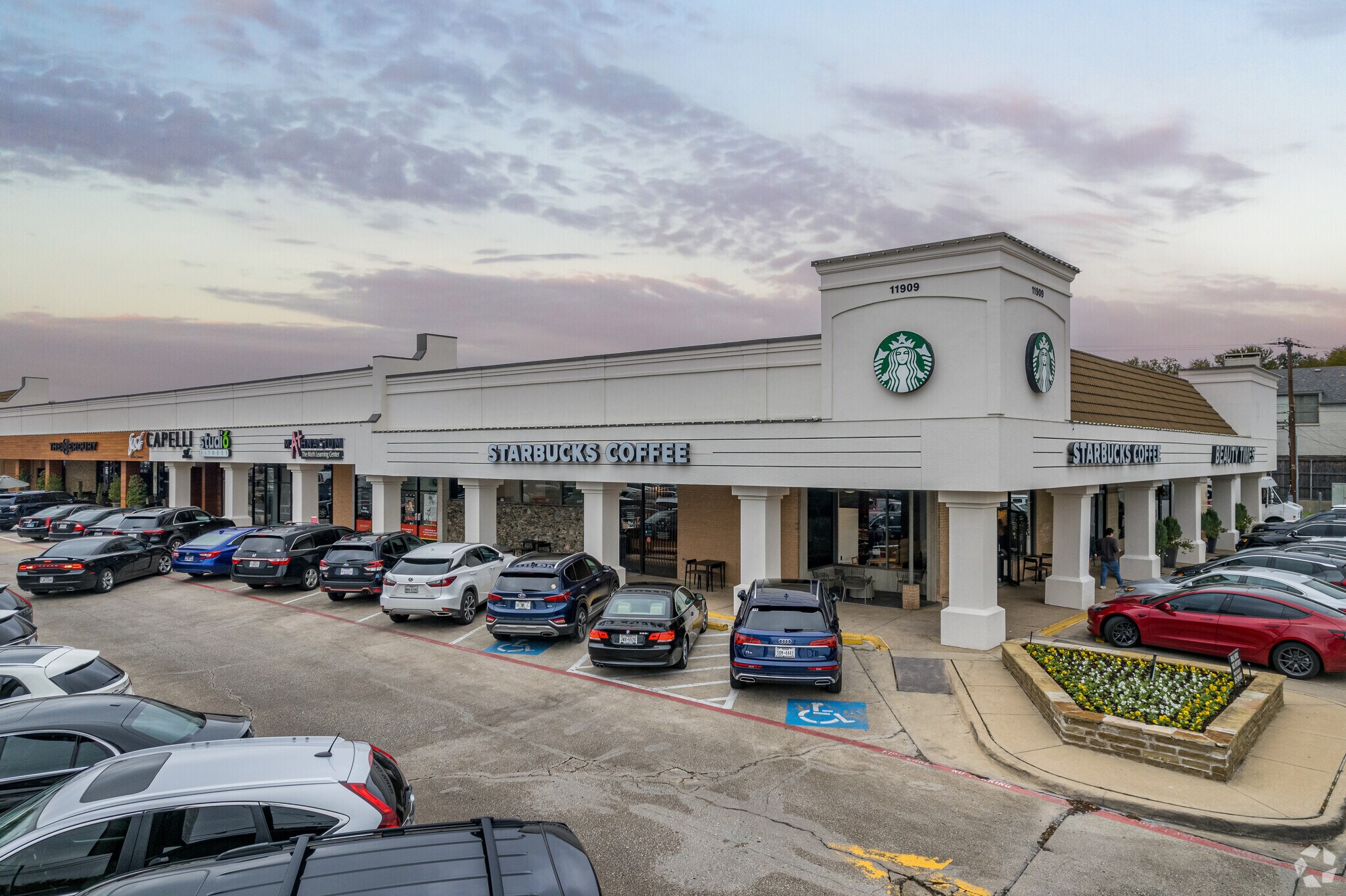 1450 Preston Forest Sq, Dallas, TX for lease Building Photo- Image 1 of 7