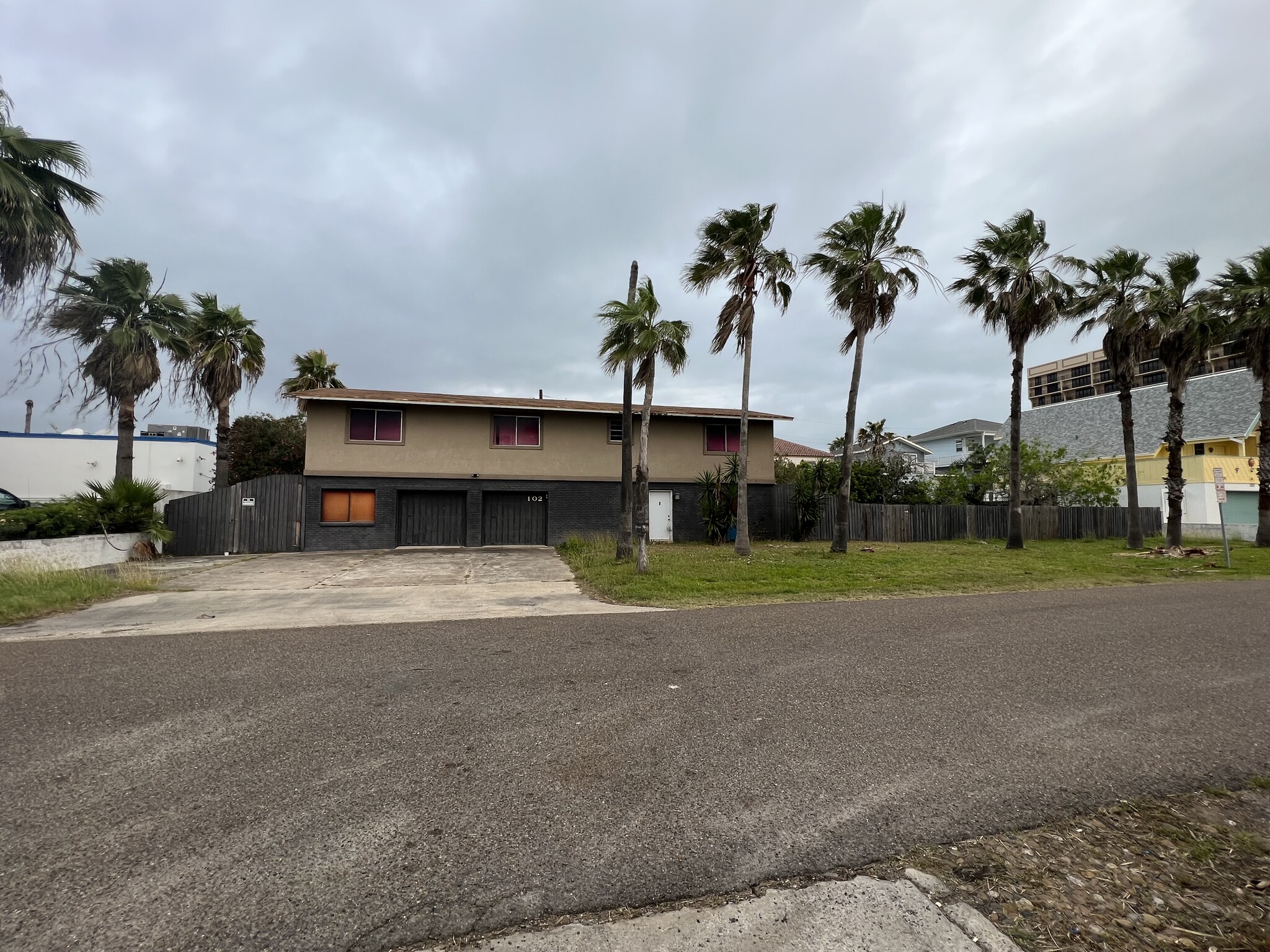 102 Sheepshead, South Padre Island, TX for sale Building Photo- Image 1 of 1