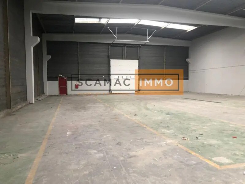 Industrial in SAINT-OUEN-L'AUMONE for lease Building Photo- Image 1 of 5