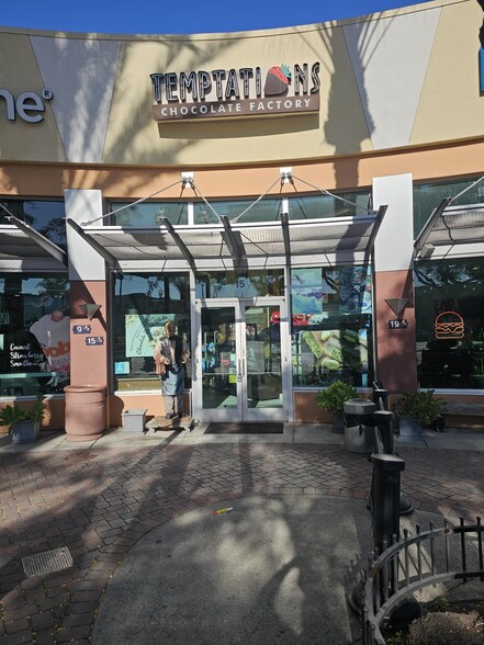 15 E Main St, Alhambra, CA for lease - Building Photo - Image 3 of 14