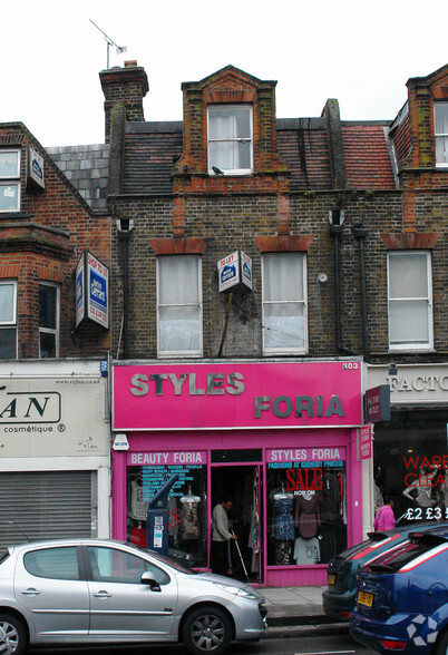 803 High Rd, London for lease - Primary Photo - Image 1 of 2