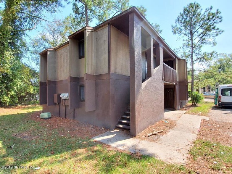 5131 Westchase Ct, Jacksonville, FL 32210