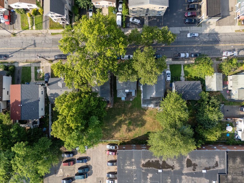 37-39 Granfield Ave, Bridgeport, CT for sale - Aerial - Image 3 of 6