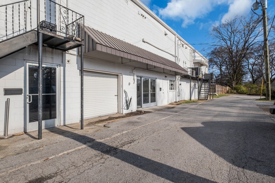 1404-1406 McGavock Pike, Nashville, TN for lease - Building Photo - Image 1 of 9