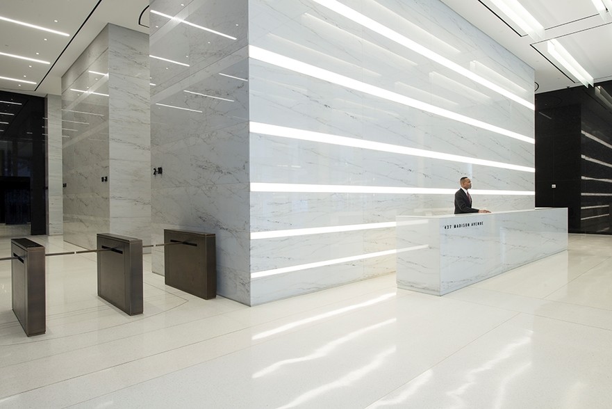 437 Madison Ave, New York, NY for sale - Lobby - Image 1 of 1