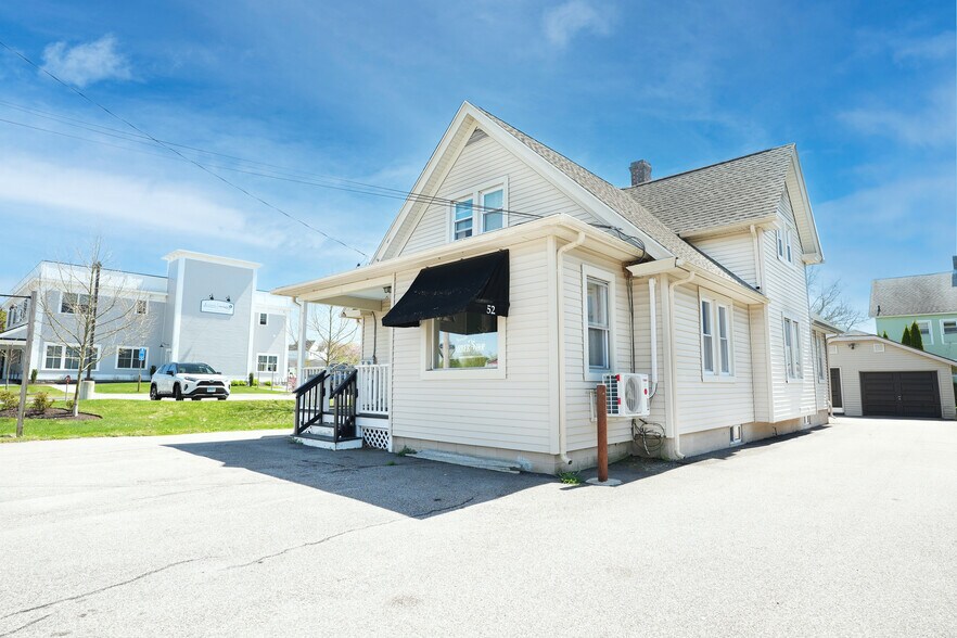 52 Williams Ave, Mystic, CT 06355