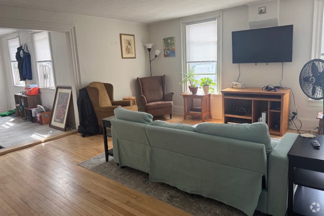 950 Shelburne Rd, South Burlington, VT for sale - Interior Photo - Image 2 of 6