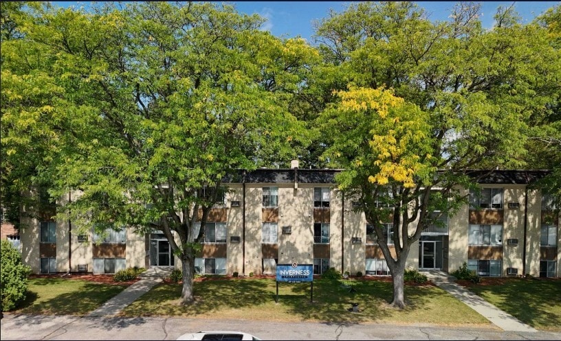 4760 Dorr St, Toledo, OH for sale - Building Photo - Image 1 of 6