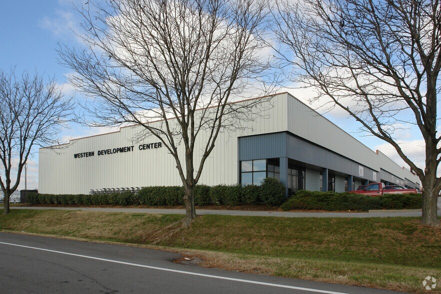 4340 Sanita Ct, Louisville, KY for sale - Primary Photo - Image 1 of 1