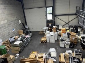 Flex in Saint-Priest for lease Interior Photo- Image 1 of 6