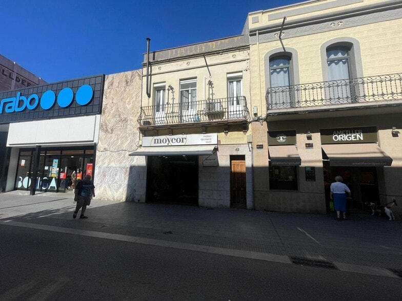 Retail in Santa Coloma de Gramenet, Barcelona for sale - Building Photo - Image 3 of 32