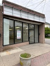 322-328 Larkfield Rd, East Northport, NY for lease Building Photo- Image 1 of 4