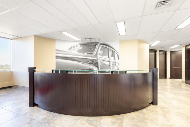 More details for 903 8th Ave SW, Calgary, AB - Coworking for Lease
