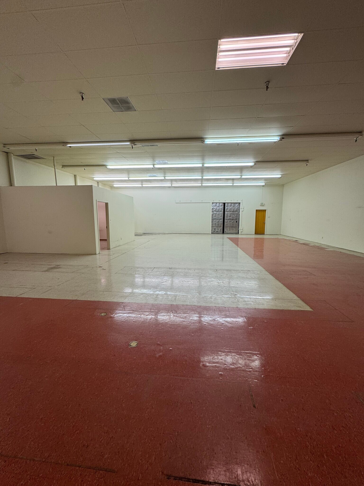 2600 N Columbia Center Blvd, Richland, WA for lease Interior Photo- Image 1 of 4