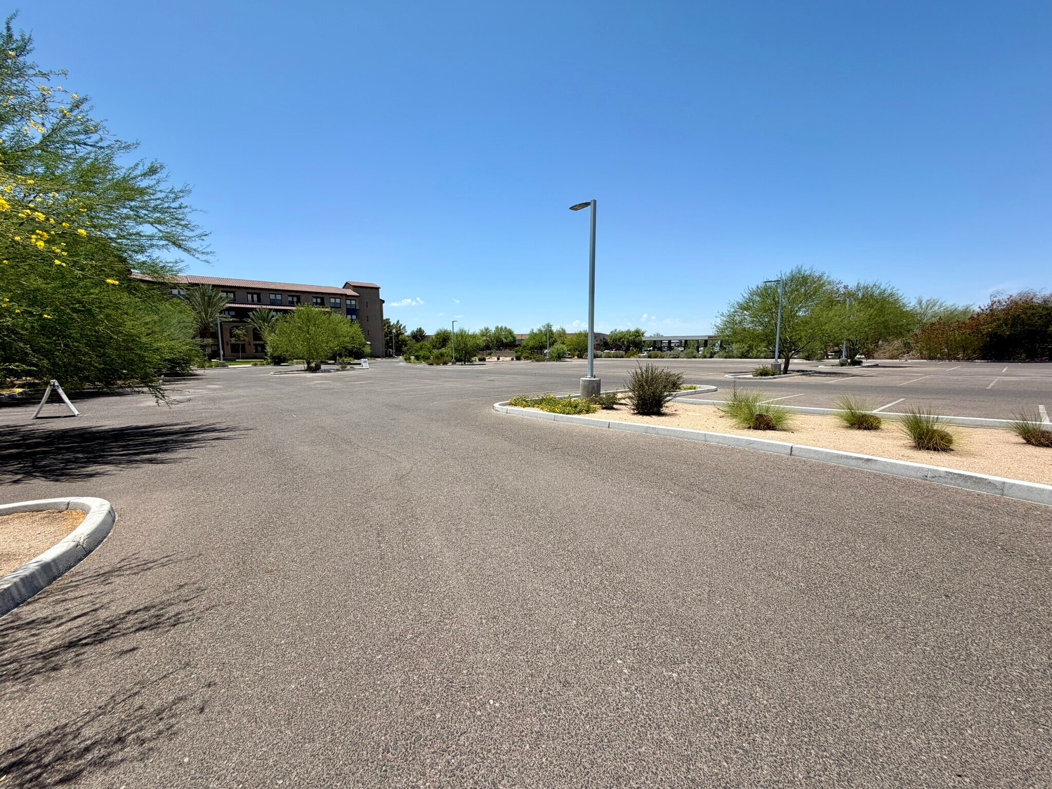 15301 N Hayden Rd, Scottsdale, AZ for lease Interior Photo- Image 1 of 6