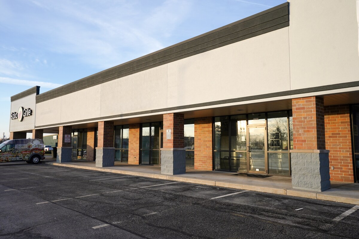 7759-7763 Coldwater Rd, Fort Wayne, IN for sale Building Photo- Image 1 of 1