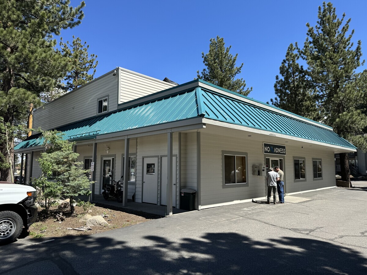 306 Laurel Mountain Rd, Mammoth Lakes, CA for lease Building Photo- Image 1 of 15