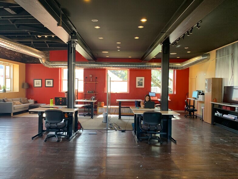 The Braintree Co-Op Building, Braintree, MA for sale - Building Photo - Image 1 of 1