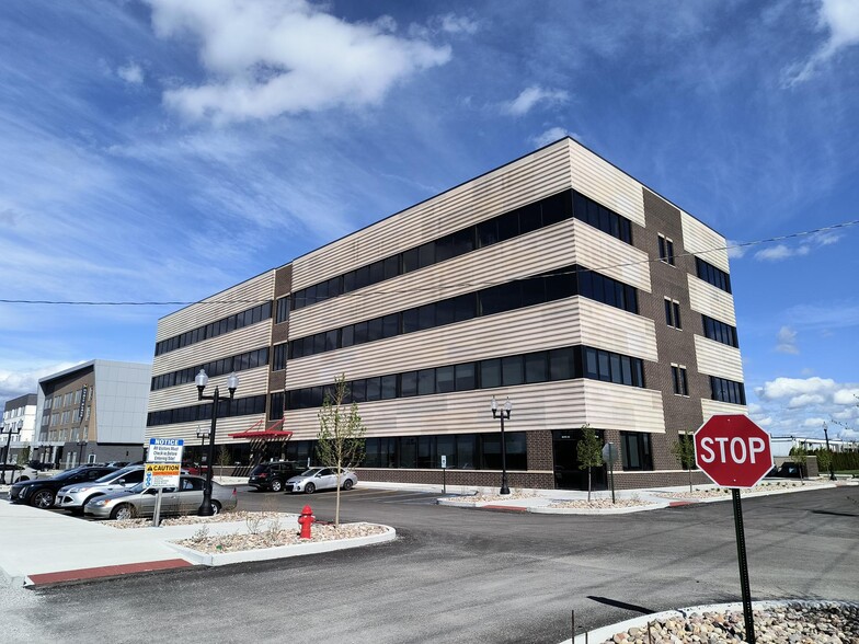 9410 Calumet Ave, Munster, IN for sale - Building Photo - Image 3 of 12