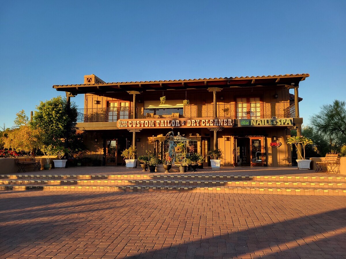 10500 E Jomax Rd, Scottsdale, AZ 85262 Troon North Custom Tailor