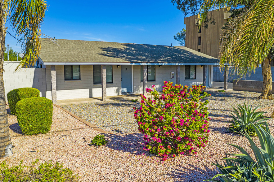 1744 W Glendale Ave, Phoenix, AZ for sale - Primary Photo - Image 1 of 1