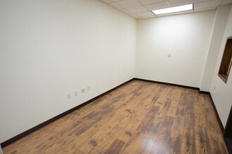 505 King St, La Crosse, WI for lease Interior Photo- Image 1 of 5