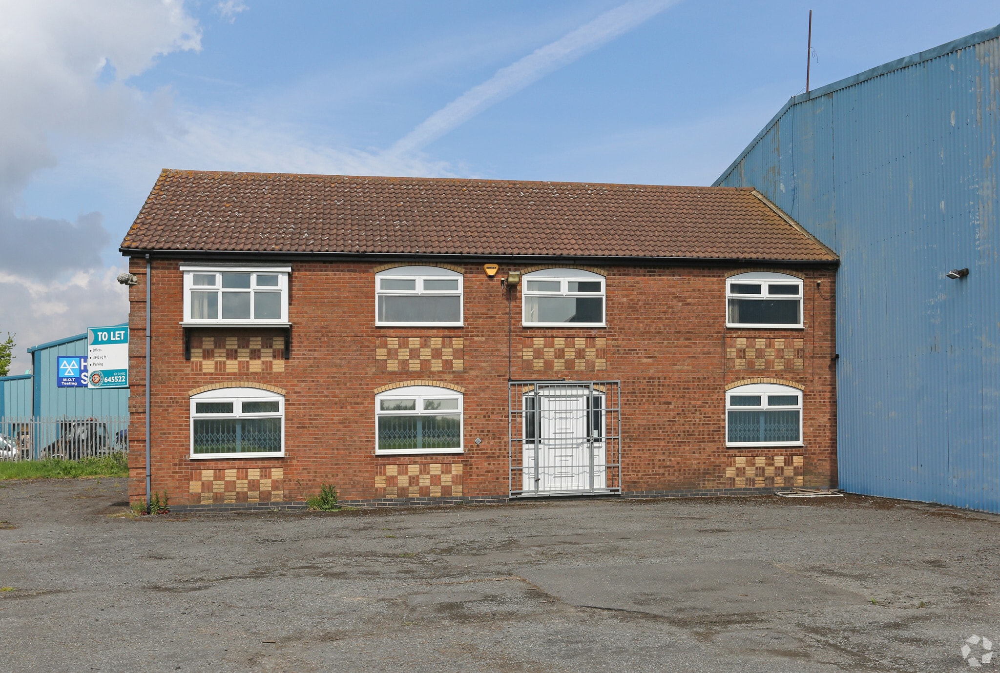 North Moss Ln, Grimsby for sale Primary Photo- Image 1 of 1