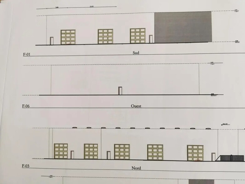 Industrial in Montauroux for sale - Building Photo - Image 3 of 4