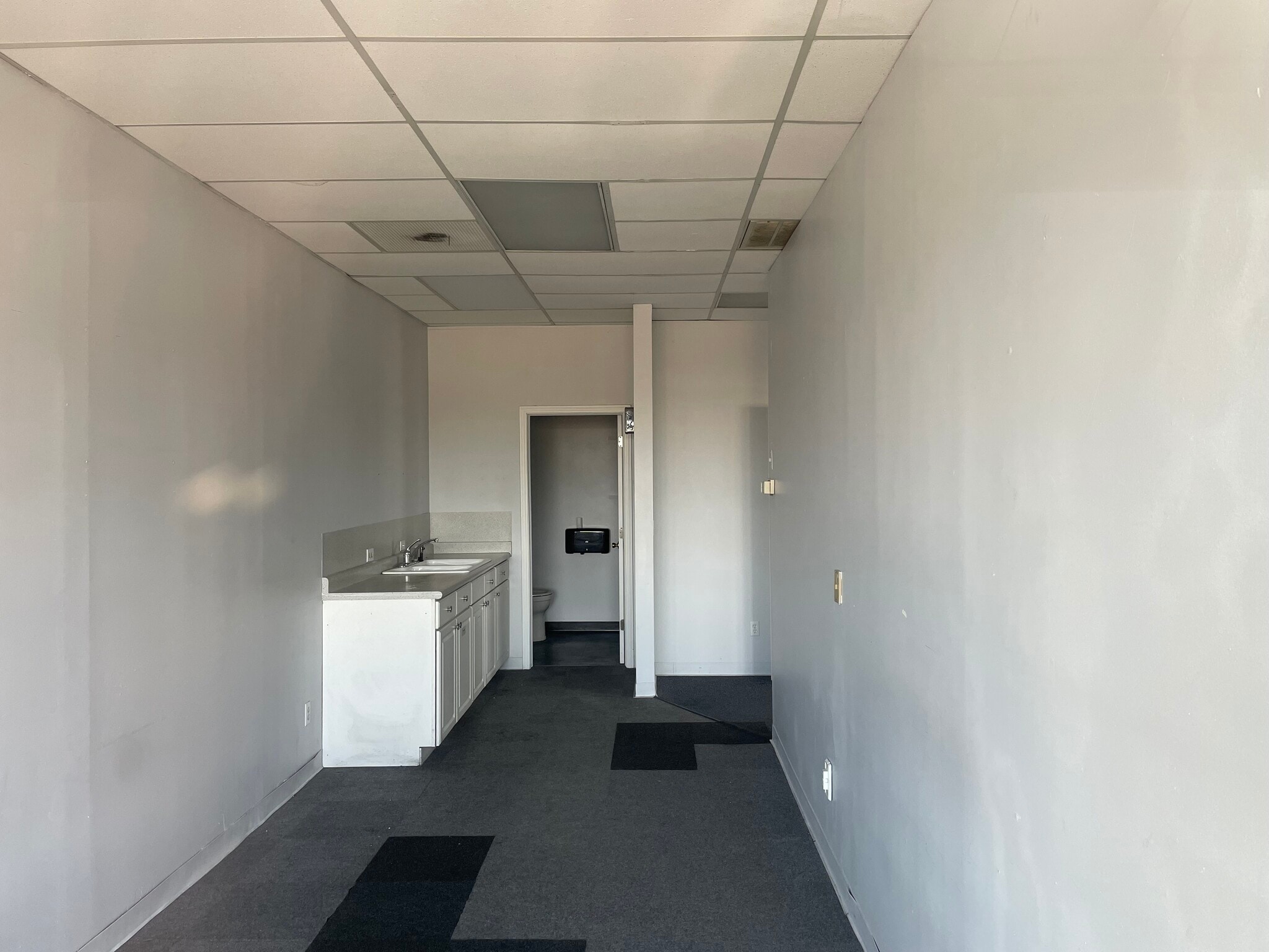 1660 E 71st St, Tulsa, OK for lease Building Photo- Image 1 of 3