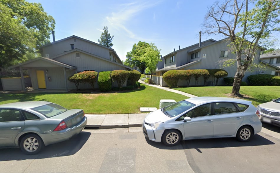 2477 Sycamore Ln, Davis, CA for sale - Building Photo - Image 1 of 2